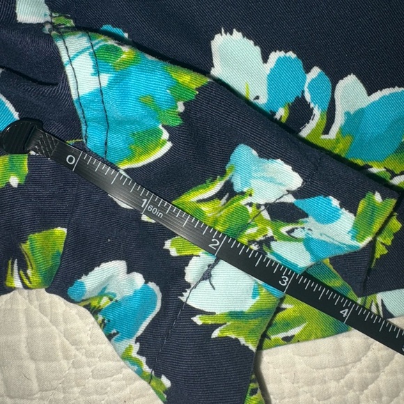 Merona Floral Women's Shorts - Blue and Green size 18 - Picture 3 of 5